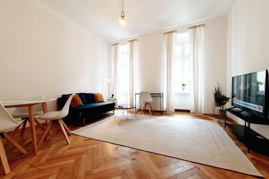 Savoir Vivre Apartments Rosinagasse Vienna Exterior photo